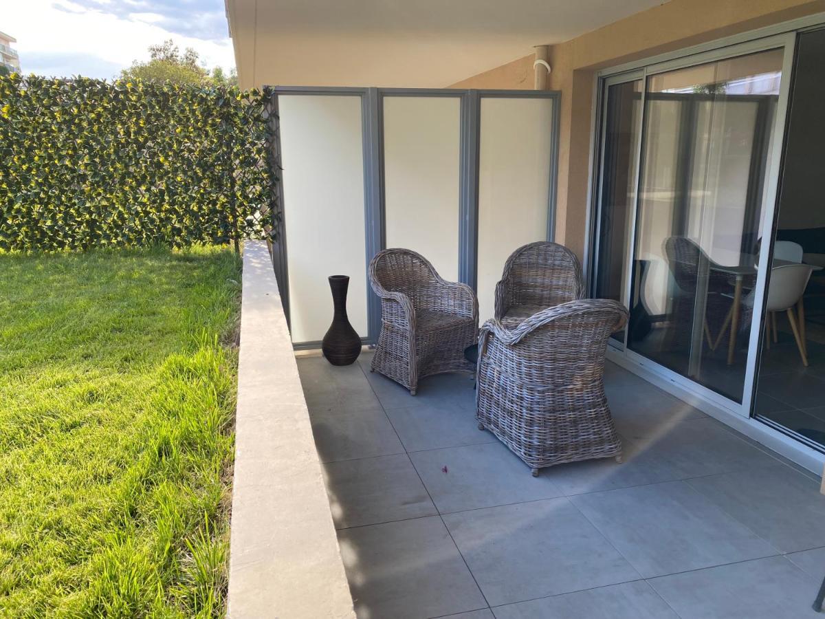 Fantastic Two-bedroom Apartment - Le Jardin des Iles Antibes Extérieur photo