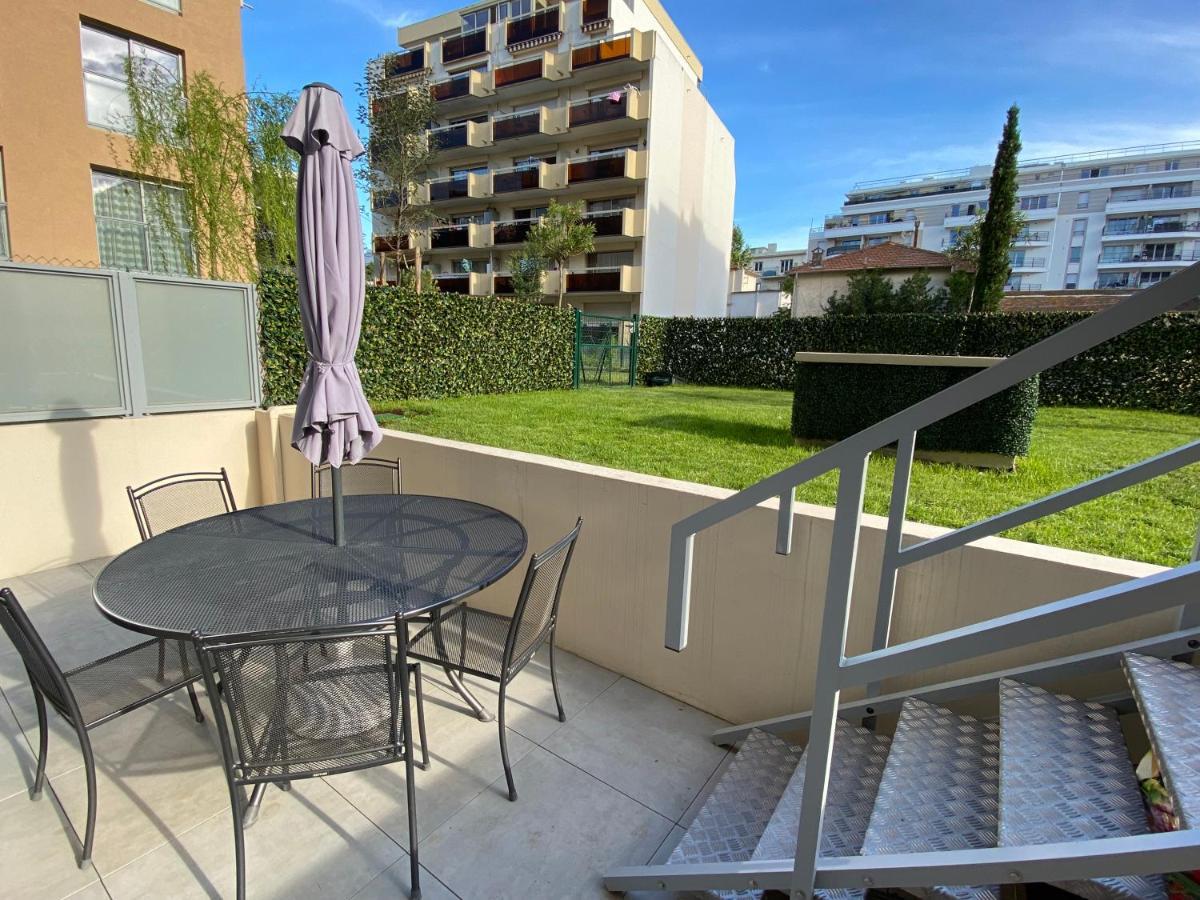 Fantastic Two-bedroom Apartment - Le Jardin des Iles Antibes Extérieur photo