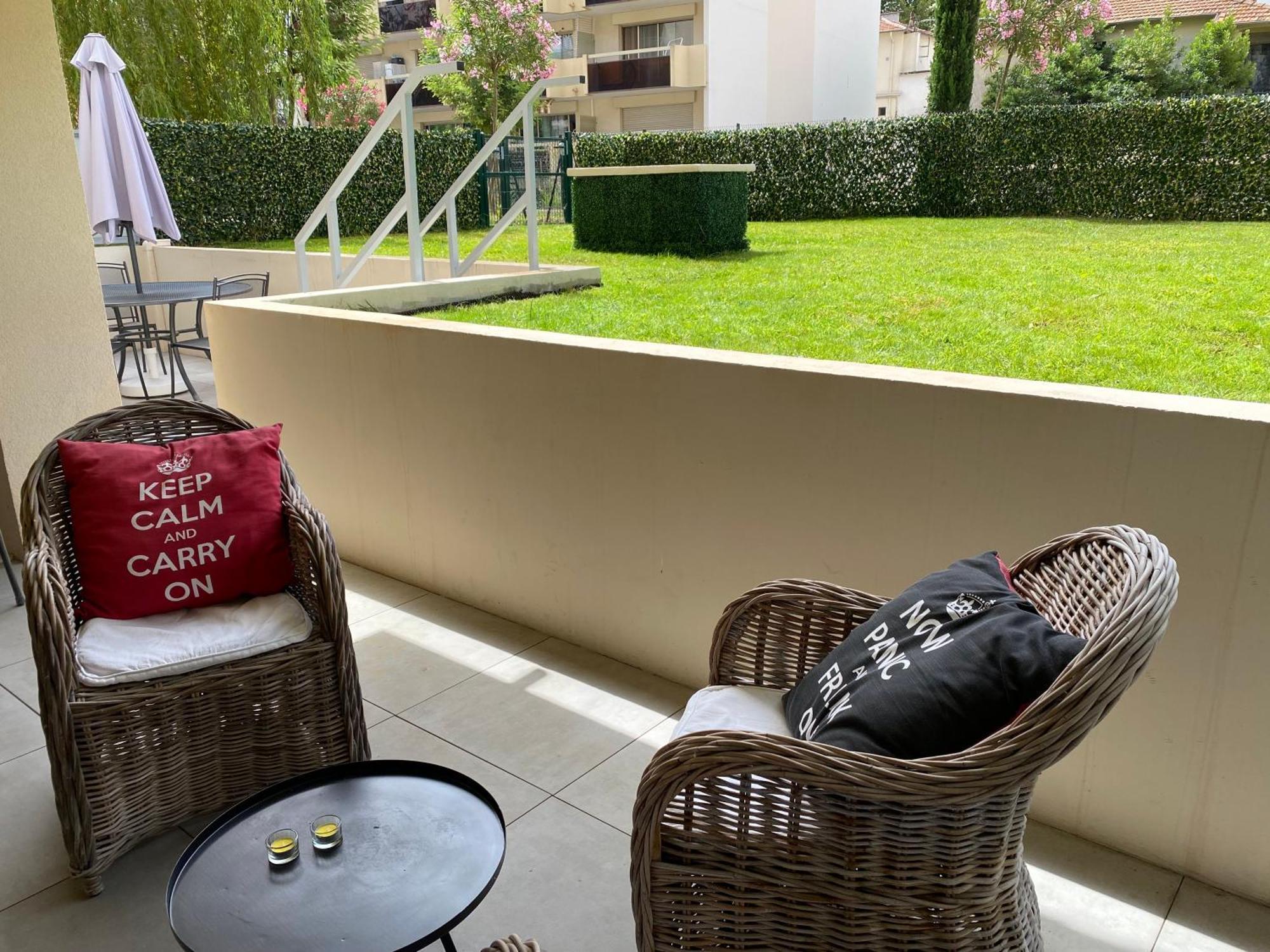 Fantastic Two-bedroom Apartment - Le Jardin des Iles Antibes Extérieur photo